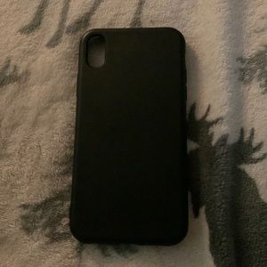 black iphone xr case